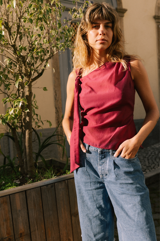 THE DORA TOP