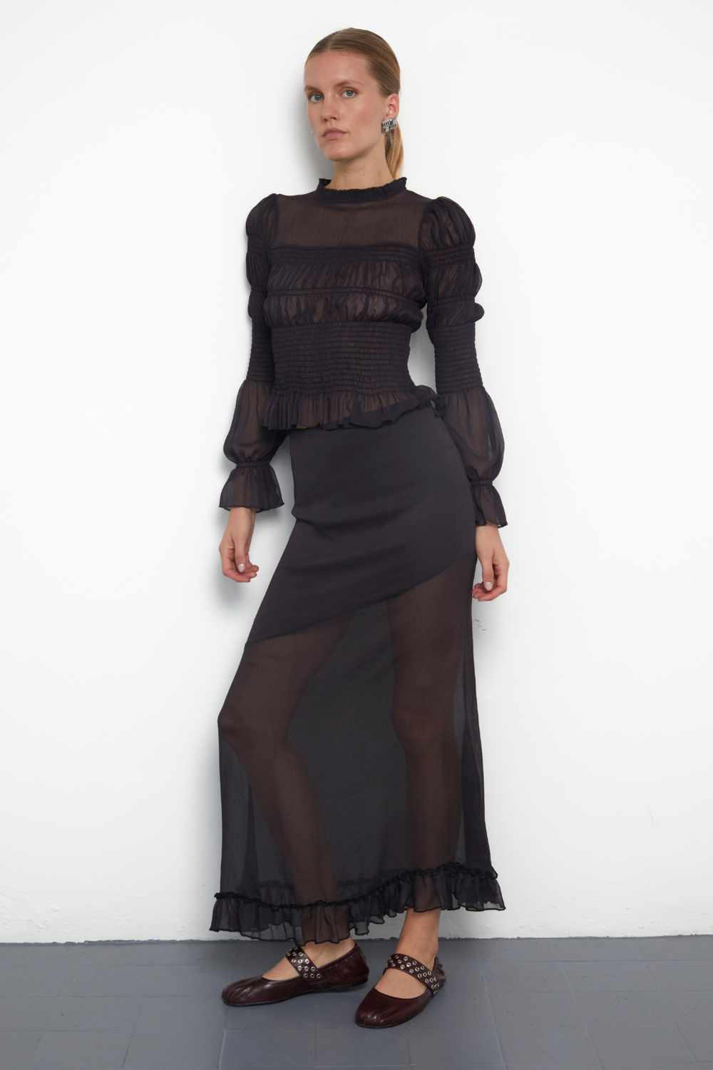 THE MIA BLOUSE