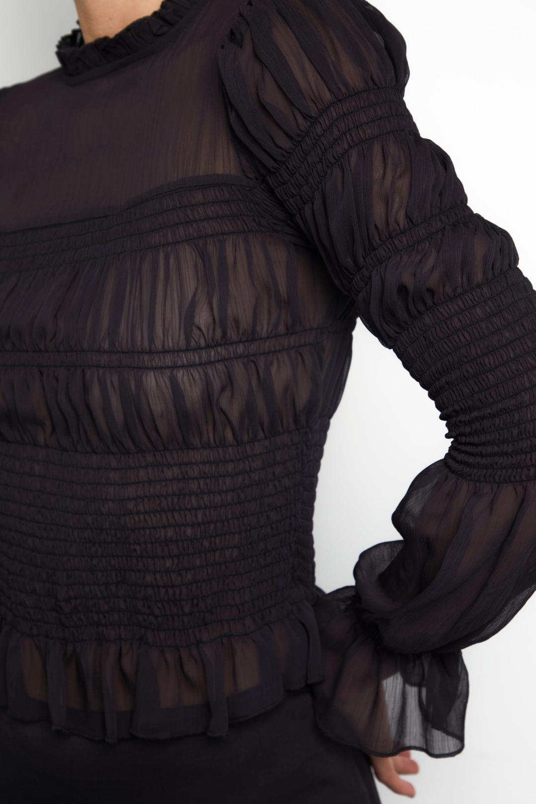 THE MIA BLOUSE
