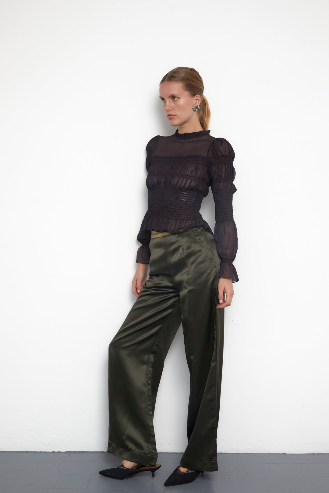 THE NAOMI TROUSERS