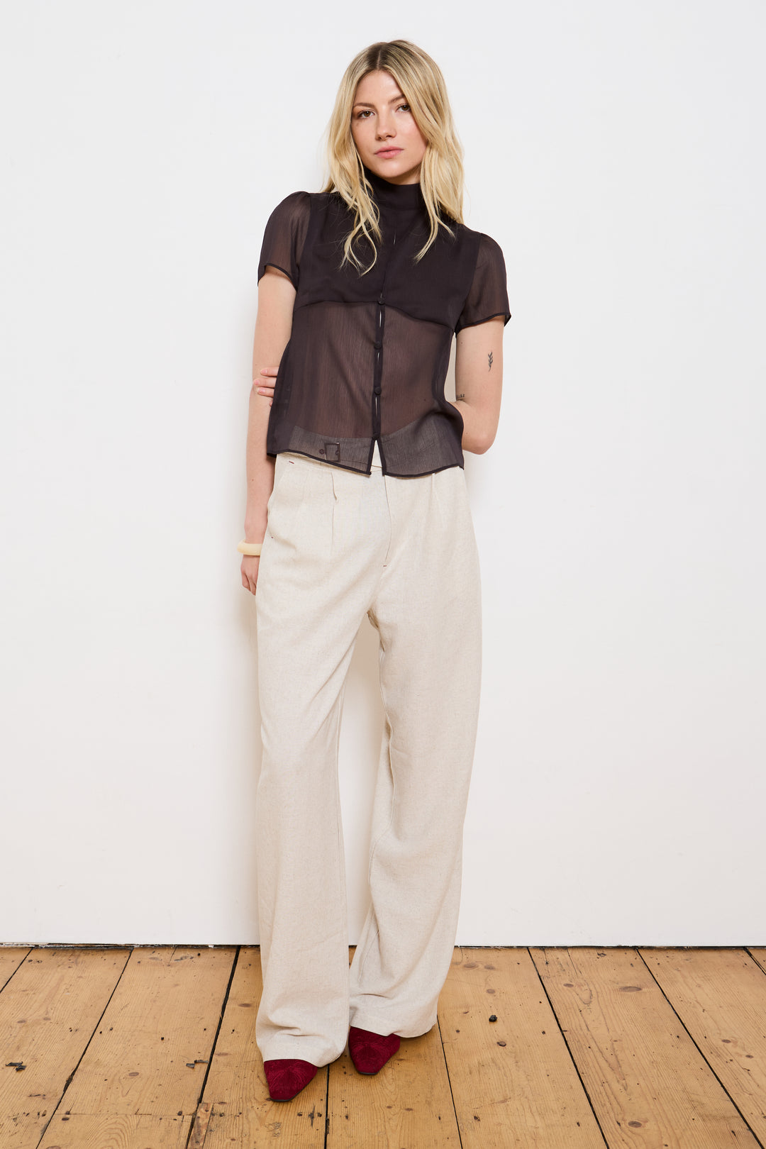 THE MIA TOP